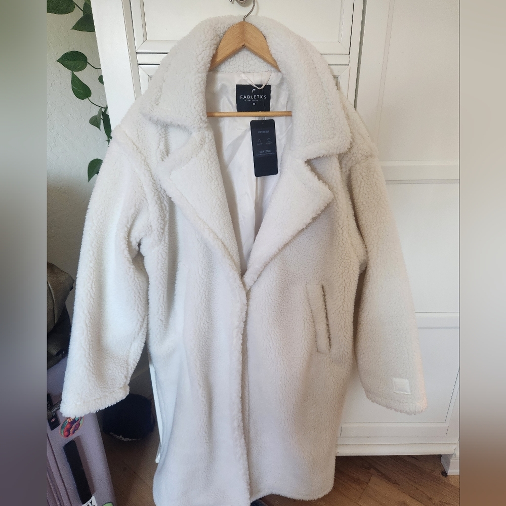 Fabletics Cream Sherpa Teddy Jacket